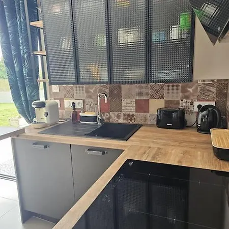 Ferienhaus L'al'oe - 2kms Du Puy Dufou *