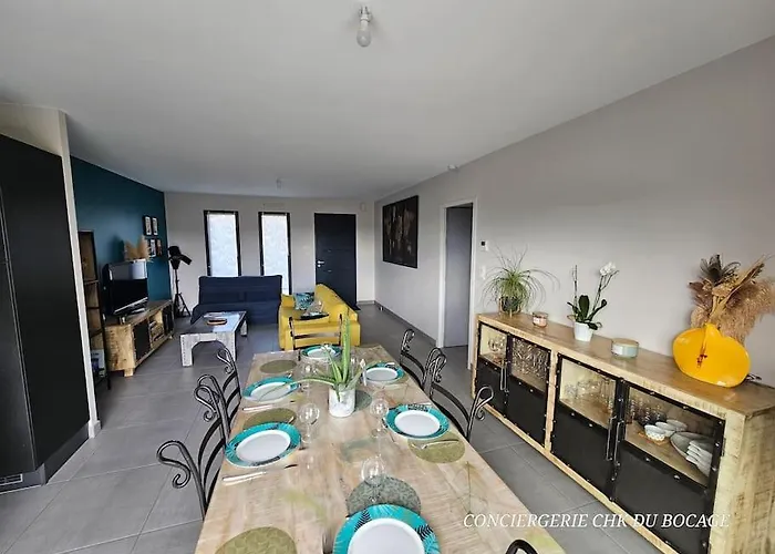 בית נופש L'al'oe - 2kms Du Puy Dufou *